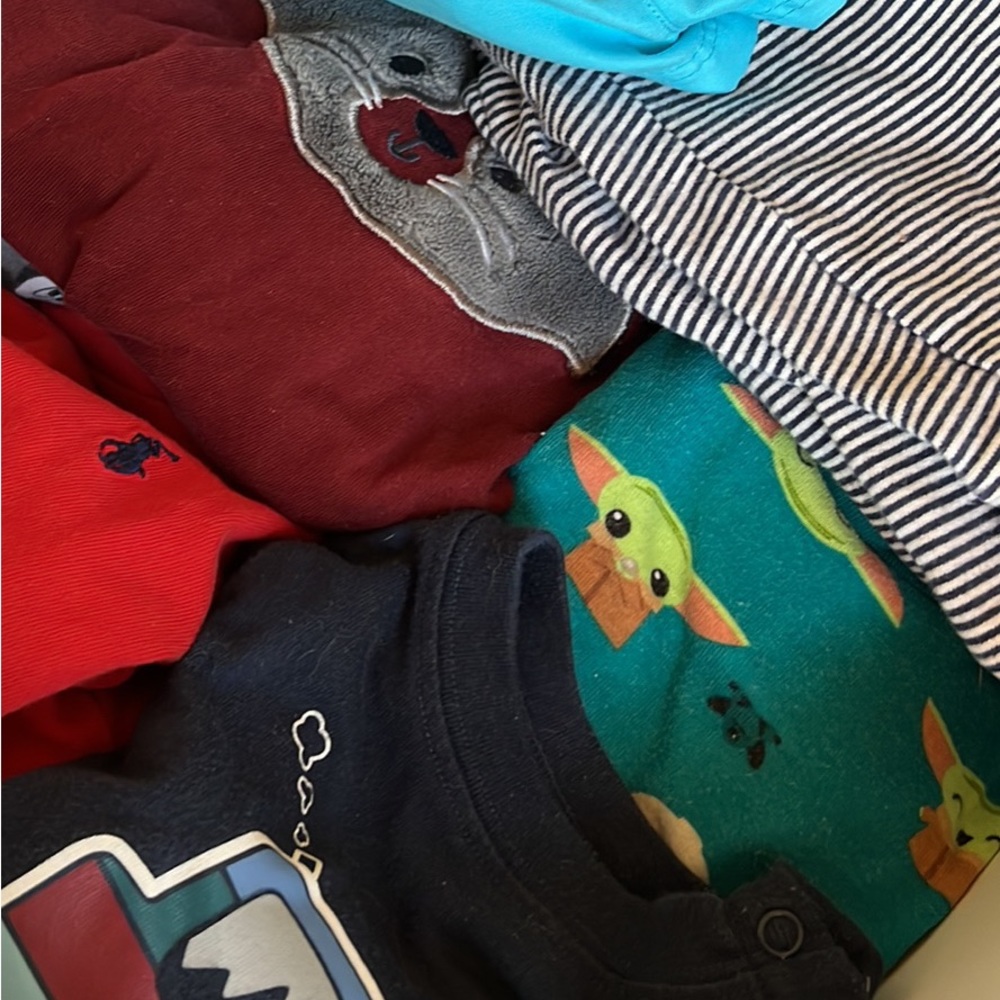 Box of Toddler clothes (12 - 18 mo)